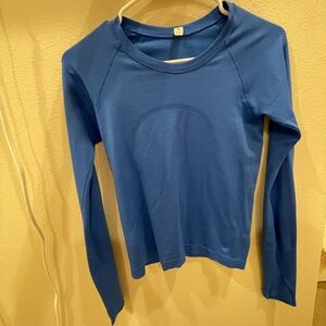 Lululemon Athletica Blue Fitted Long Sleeve T-Shirt